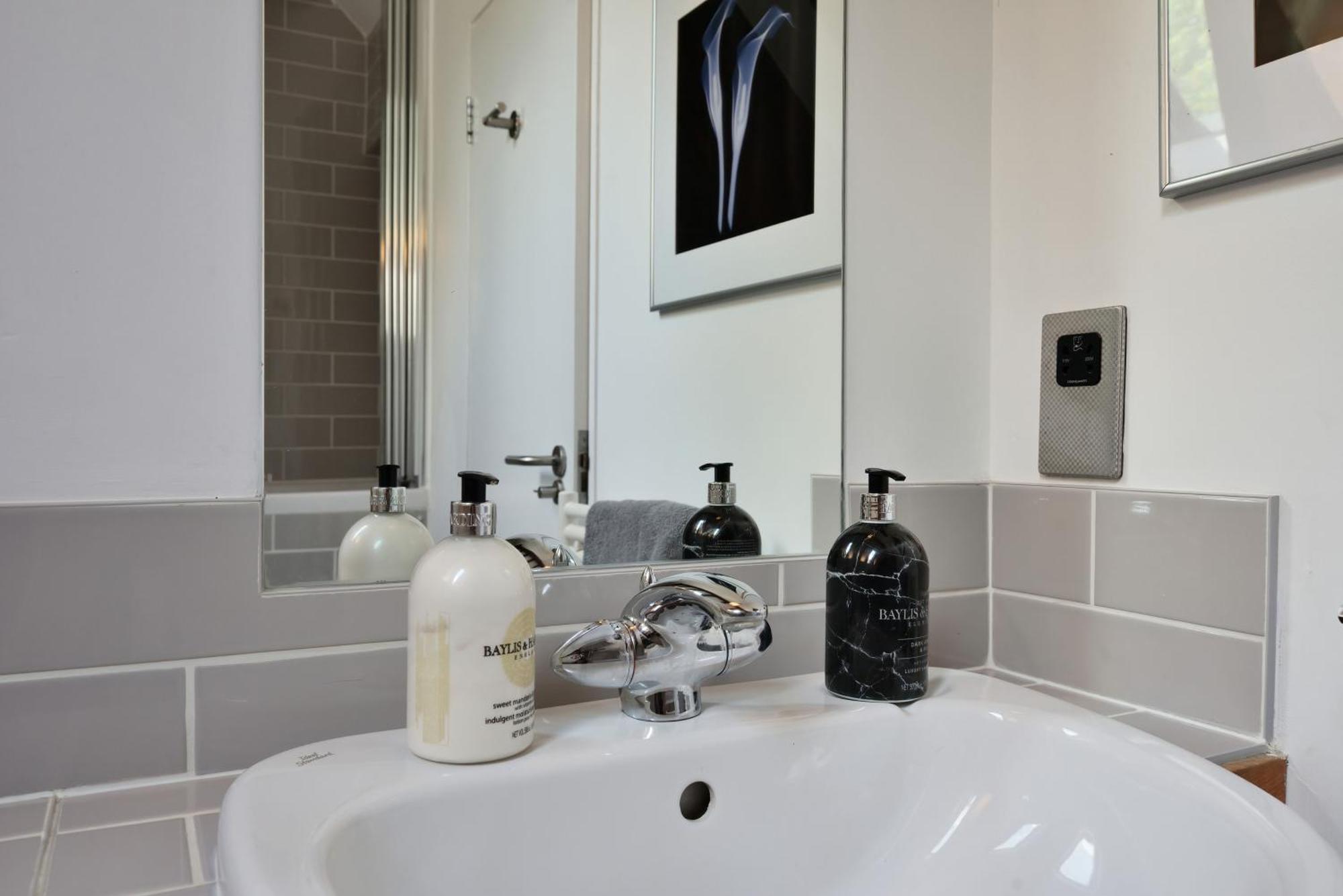 St James House - Truly Heavenly Hereford Extérieur photo